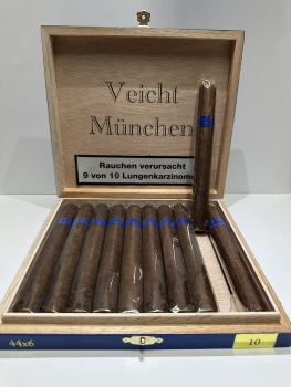 Veicht Handmade Longfiller Corona
