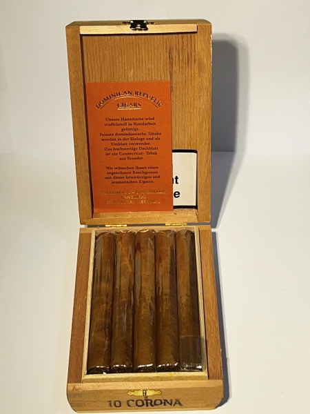 Veicht Handmade Longfiller Corona